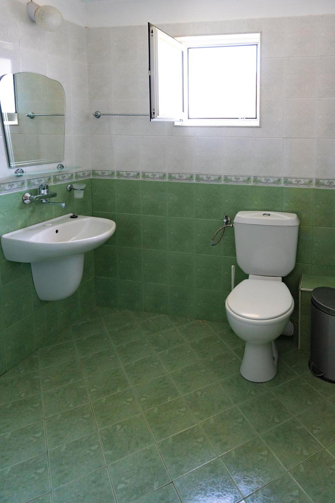 Zlatna Ribka Hotel Chernomorets Luaran gambar