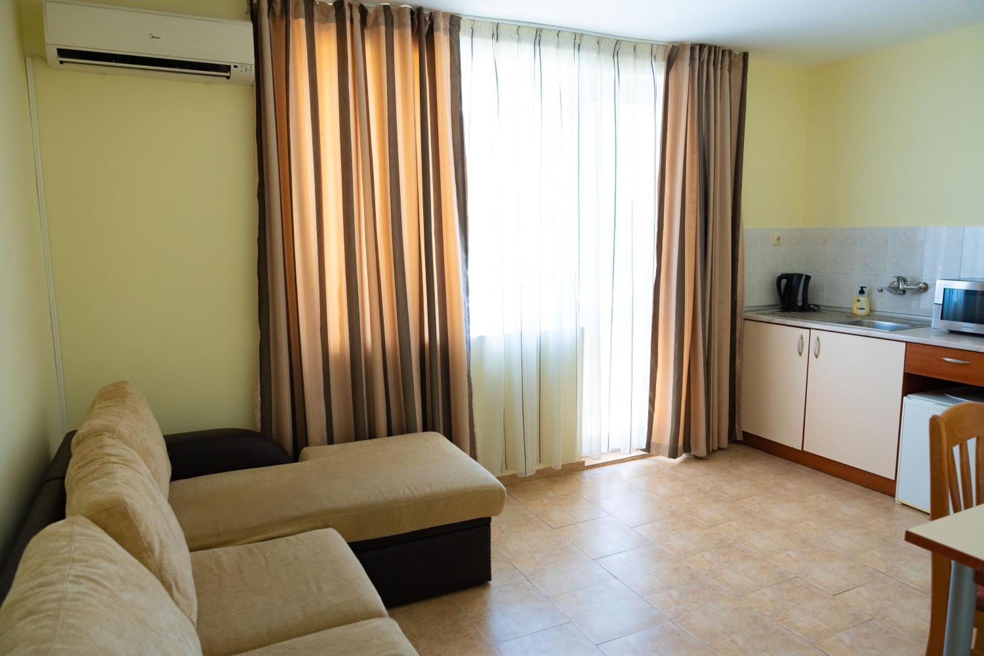 Zlatna Ribka Hotel Chernomorets Luaran gambar