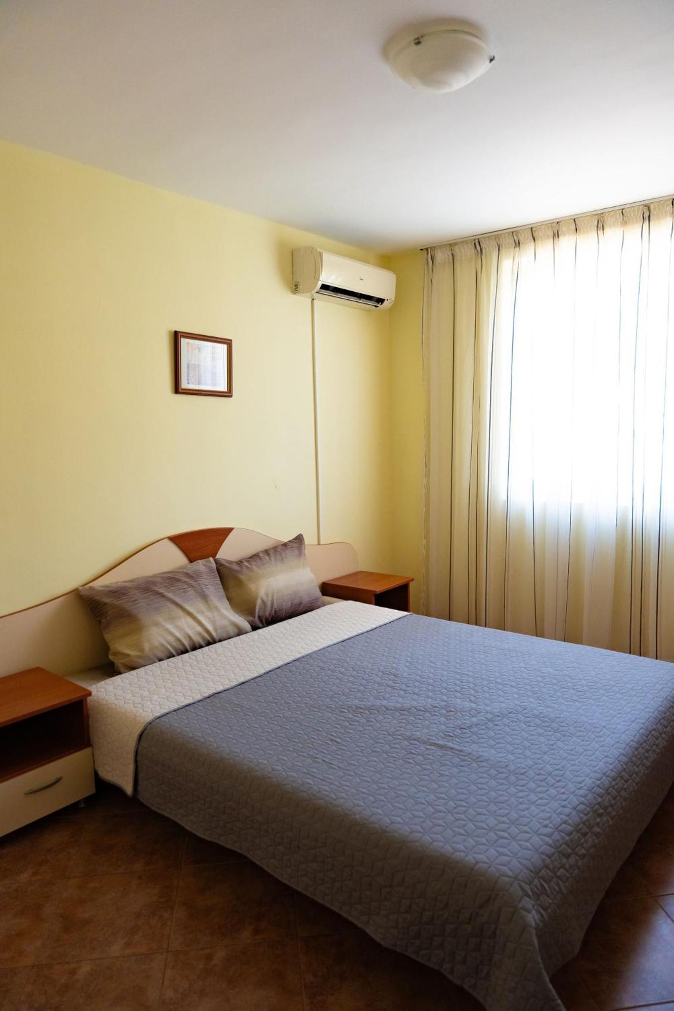 Zlatna Ribka Hotel Chernomorets Luaran gambar
