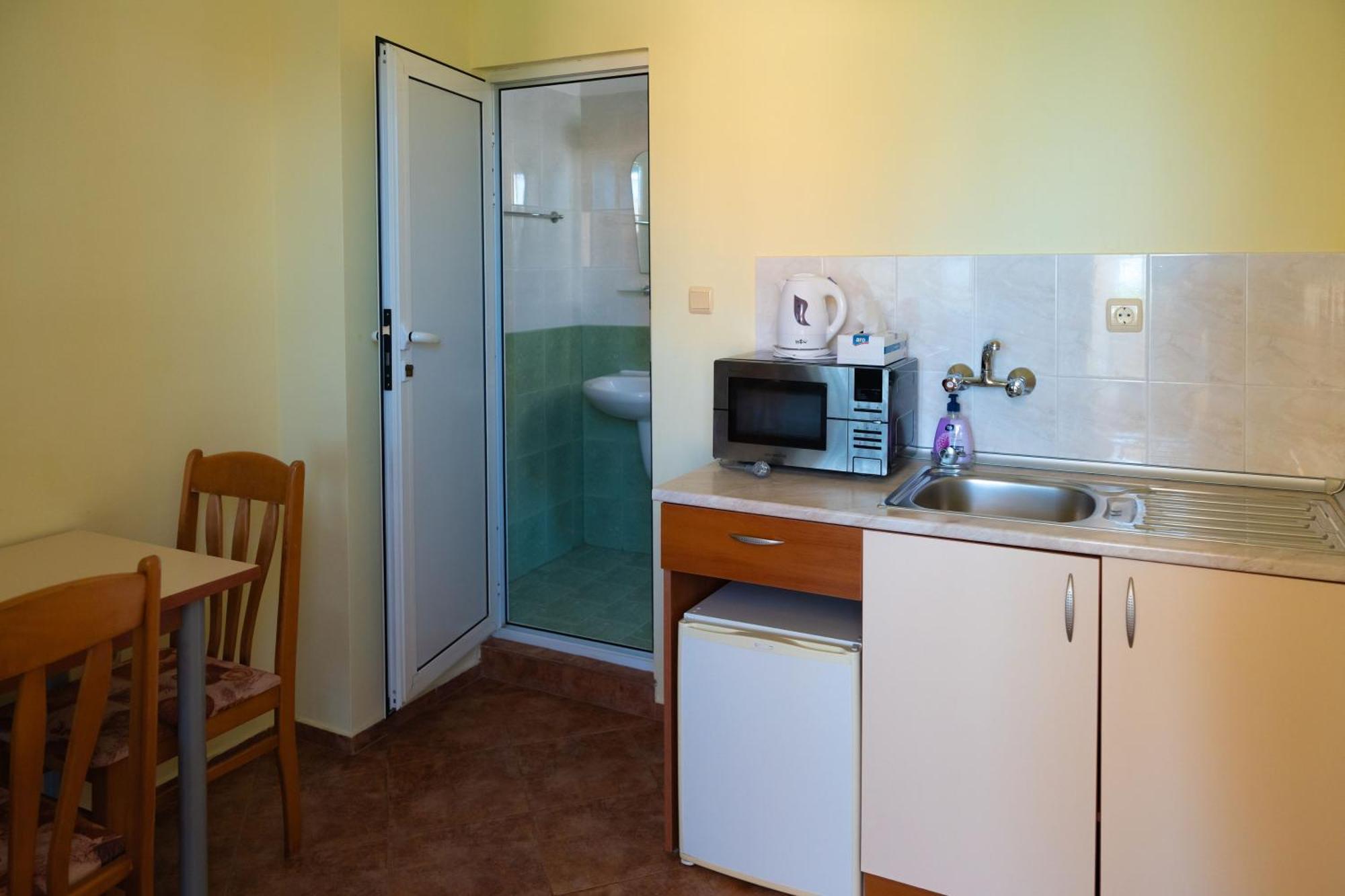 Zlatna Ribka Hotel Chernomorets Luaran gambar
