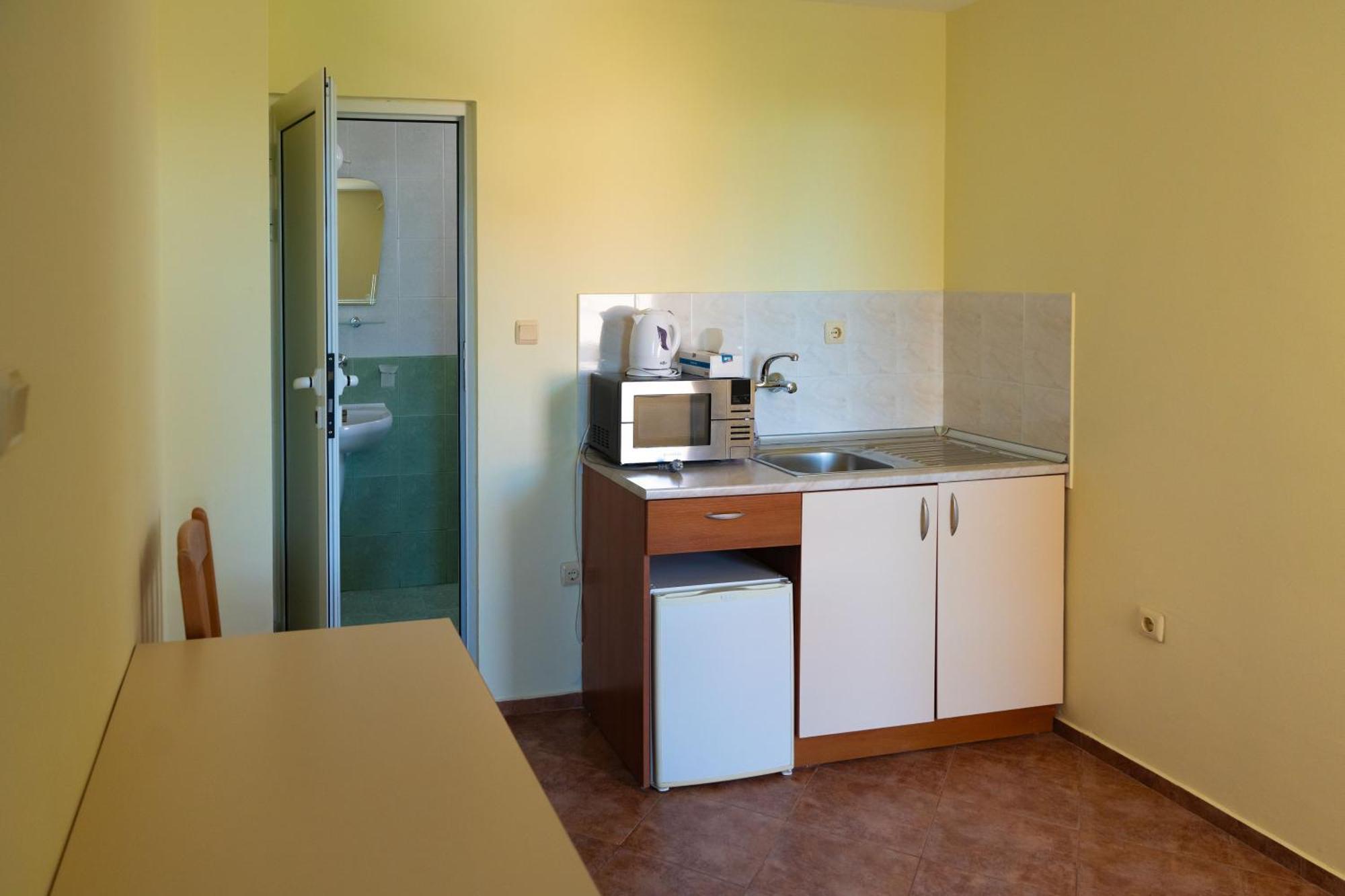 Zlatna Ribka Hotel Chernomorets Luaran gambar