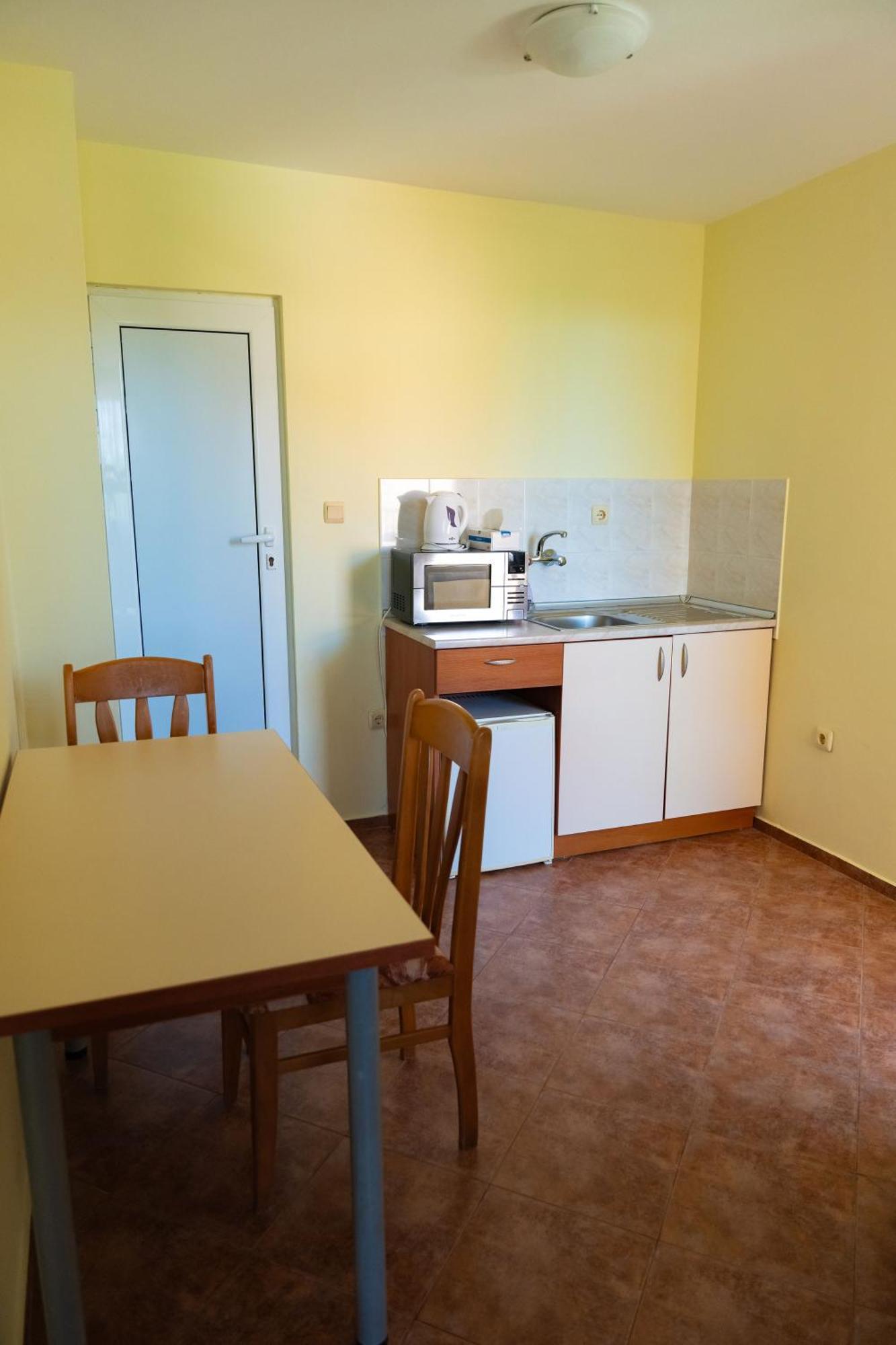 Zlatna Ribka Hotel Chernomorets Luaran gambar