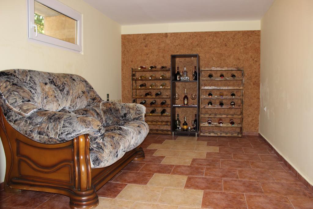 Zlatna Ribka Hotel Chernomorets Luaran gambar