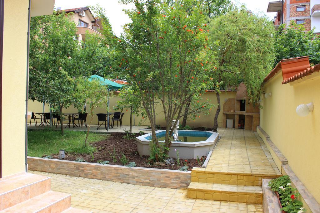 Zlatna Ribka Hotel Chernomorets Luaran gambar
